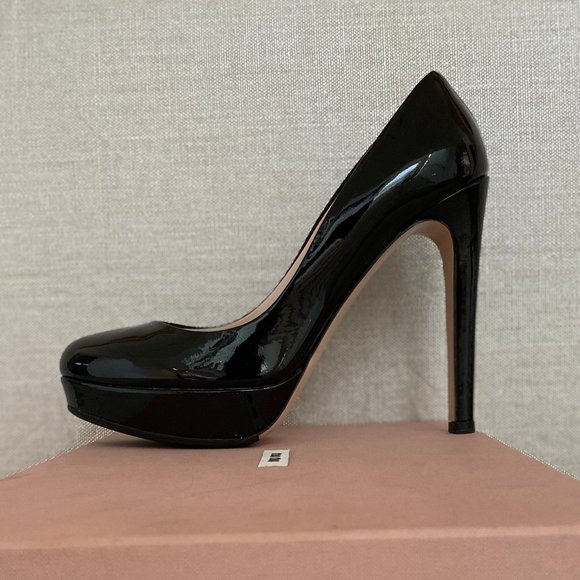 Miu Miu patent leather Calzature Donna pumps - Picture 1 of 5